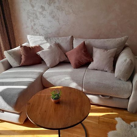 Ogi Apartman Apartment Подгорица Екстериор снимка